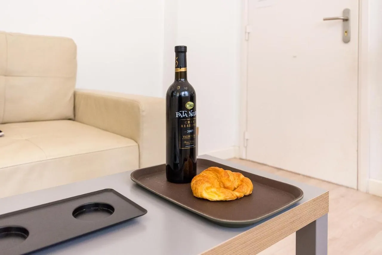 Mlg - Apartamento Trinidad Con Parking Apartment Malaga
