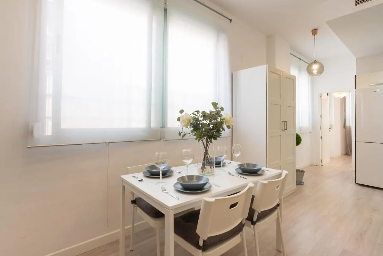 Mlg - Apartamento Trinidad Con Parking Apartment Malaga