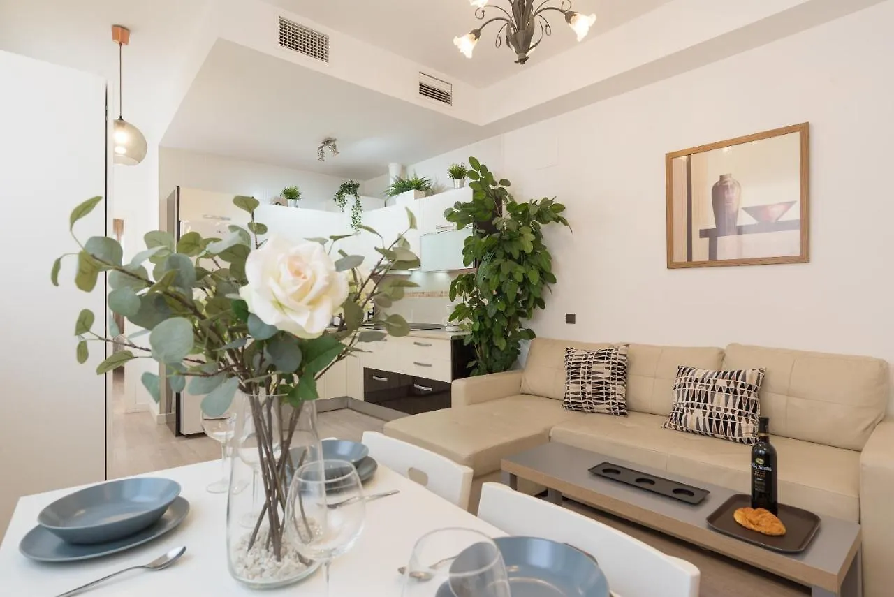Mlg - Apartamento Trinidad Con Parking Appartamento Málaga